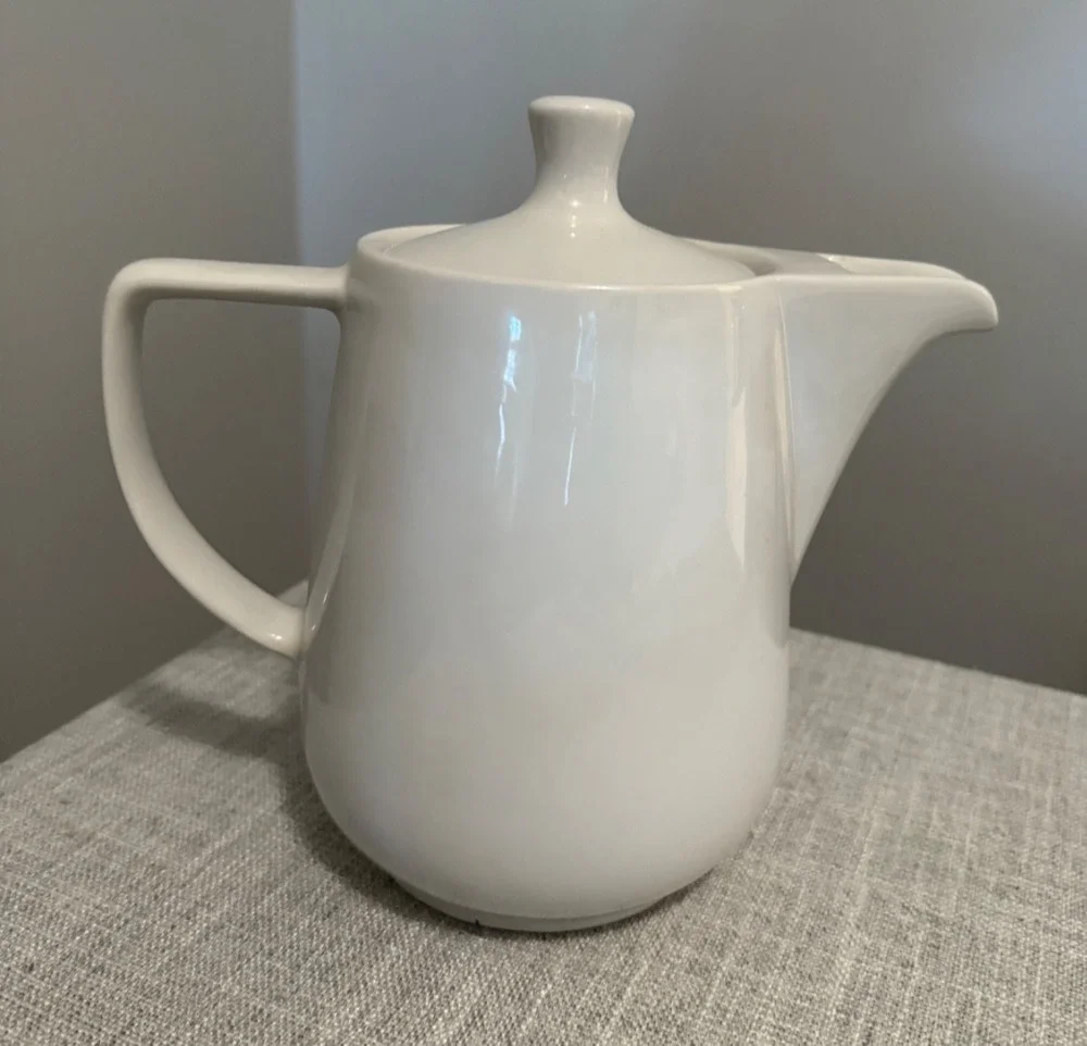 🌿 White Porcelain Pouring Pot Strainer Insert – 7.5